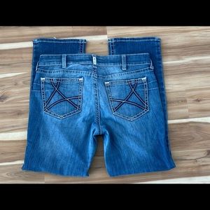 Ariat REAL Straight Leg Jeans - Size 33R